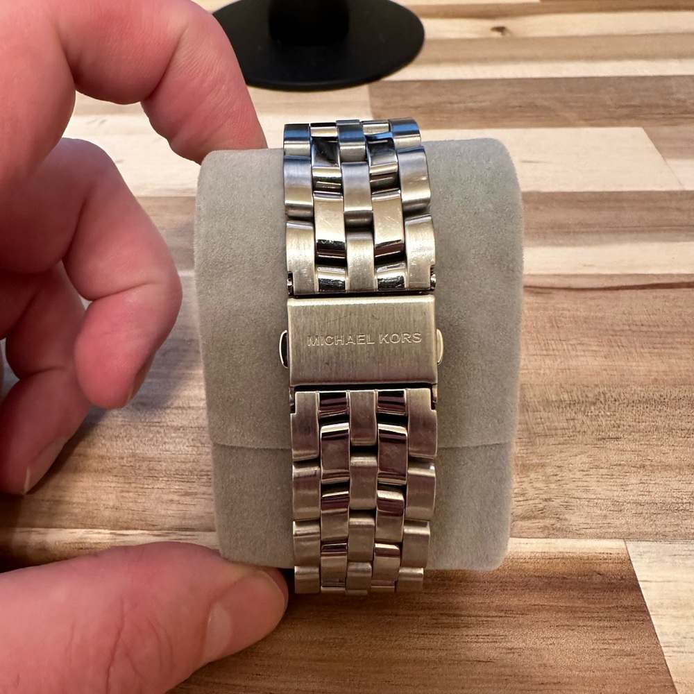 Michael Kors Men’s Chronograph Date Watch - Picture 5 of 6